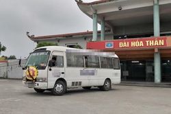 Tạm giữ nhóm đối tượng 'bảo kê' dịch vụ hỏa táng ở Nam Định