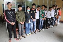Bắt 14 'phượt thủ' lạng lách đánh võng đi vãn cảnh Tây Thiên