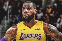 LeBron James - từ chối 100 triệu để ôm mộng 1 tỷ USD