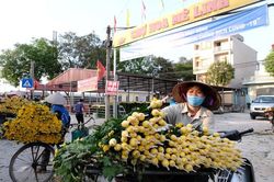 Buổi sáng đầu tiên ở thôn Hạ Lôi sau dỡ bỏ cách ly y tế