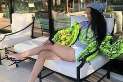 Hình ảnh như thiếu nữ 17 tuổi của 'nữ hoàng váy cưới' Vera Wang ở tuổi 71 gây sốt cộng đồng mạng