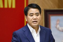 Chủ tịch Hà Nội: 'Có phó phòng om hồ sơ doanh nghiệp đến 8 tháng'