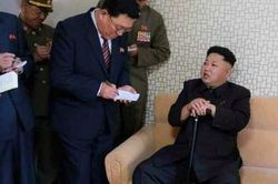 Tình báo Hàn bác tin đồn ông Kim Jong Un phẫu thuật tim mạch