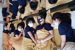 Học sinh đeo khẩu trang khi ngủ trưa: Hiệu trưởng trường Marie Curie lên tiếng