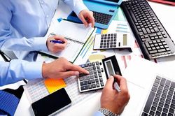 Chủ tịch TP Hà Nội: Có phó phòng 'om' hồ sơ doanh nghiệp 8 tháng
