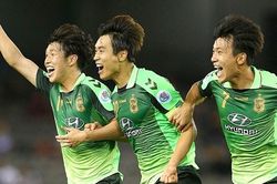 Bóng đá châu Á chấp nhận sống chung với Covid-19