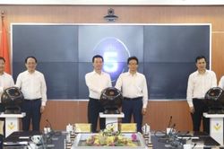 Phó Thủ tướng Vũ Đức Đam dự lễ ra mắt nền tảng mã địa chỉ bưu chính – Vpostcode