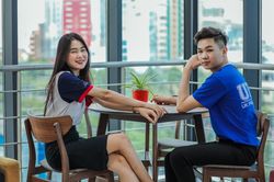 Vừa 'Back to school', sinh viên UEF đã cho ra ngay bộ ảnh sống ảo yêu trường, mến bạn!