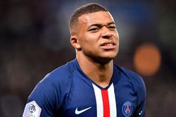 Mbappe giành 'Vua phá lưới' Ligue 1 vì không sút phạt đền