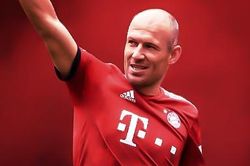 Robben và pha solo ở giây cuối giúp Bayern ngược dòng thắng 5-4