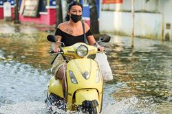 Trời không mưa, khu Thảo Điền vẫn ngập
