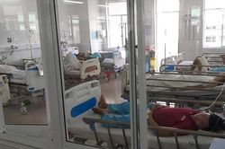Ăn đồ chay ở chợ, 133 người ngộ độc phải nhập viện