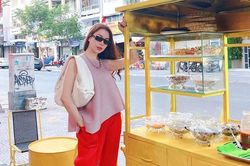 Hết giãn cách, Trà Ngọc Hằng kinh doanh quán chè, khoe bán hết 100 kí sầu riêng