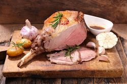 Chuyên gia tiết lộ về trò tráo thịt, lừa tiền của nhà hàng