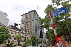 Thủ tướng yêu cầu Hà Nội xử lý dứt điểm vụ nhà 8B Lê Trực
