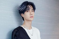 Nhìn hình ảnh này để hiểu vì sao Vương Nhất Bác lại tức giận với hành vi của fan cuồng đến thế!