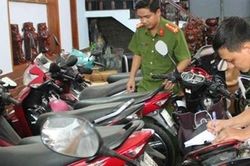 Tìm chủ xe ô tô liên quan đến vụ TNGT