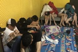 Kiểm tra khách sạn, phát hiện gần 60 thanh niên dương tính ma túy