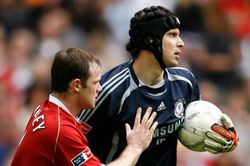 Petr Cech tiết lộ đối thủ khó chơi nhất sự nghiệp