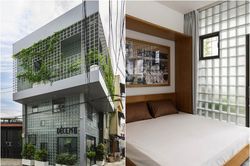 Nhà trong hẻm ngập ánh sáng nhờ mặt tiền thiết kế 'lạ'