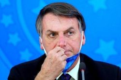 Ông Jair Bolsonaro bị gọi là mối họa lớn nhất cho cuộc chiến chống Covid-19 tại Brazil