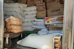 Bình Phước tạm giữ hơn 1.600 kg đường cát nhập lậu