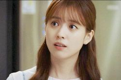 Nửa đêm có cuộc gọi từ mẹ đẻ, nghe xong tôi bủn rủn chân tay, gọi người yêu dậy tìm cách giải quyết nhưng nhận được câu cáu gắt phũ phàng