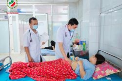 Tuyên Quang: 25 công nhân nhập viện vì nghi ngộ độc thực phẩm