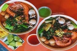 Hẹn hò Sài Gòn: Cơm và bún ngon thế này, không ăn hơi uổng đó bạn!