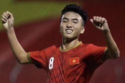Tiêu cực ở các đội trẻ, trách nhiệm của người lớn