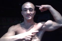 Nhất Long cần 20 triệu USD để đối đầu Tyson