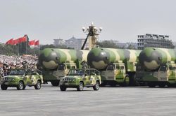 Trung Quốc 'sẽ không giành được sự tôn trọng' nếu mở rộng kho vũ khí hạt nhân
