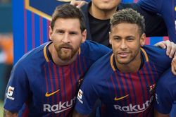 Neymar thông báo PSG, sẽ trở lại Barca vào hè này