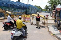 Thêm 4.214 ca mắc COVID-19 mới, Ấn Độ vẫn cân nhắc dỡ bỏ lệnh phong tỏa