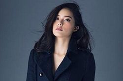 Hạ Vi: 'Khi yêu, tôi sẽ sẵn sàng làm bất cứ điều gì, thậm chí là ngốc nghếch và mù quáng'