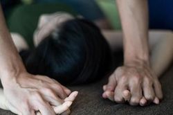 Rủ bé gái 14 tuổi đi bắt ếch để hiếp dâm