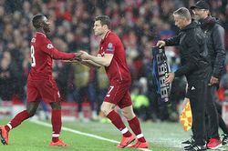 Thay 5 người/trận, Premier League có hay hơn không?