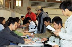 Các chính sách hỗ trợ lao động Việt Nam đang làm việc ở nước ngoài