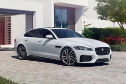 Bảng giá xe Jaguar tháng 5/2020: Rẻ nhất 2,699 tỷ đồng