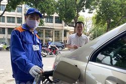 Tăng hơn 600 đồng, xăng RON95-III có giá mới là 12.235 đồng mỗi lít