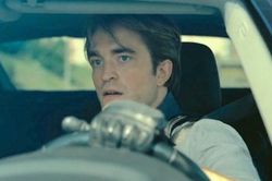 'Tenet' của Christopher Nolan không phải phim du hành thời gian