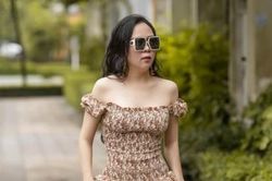 Phượng Chanel khoe chân nuột nà hơn cả Ngọc Trinh