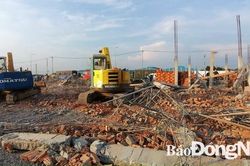 Sập công trình xây dựng, 10 người chết, 14 người bị thương
