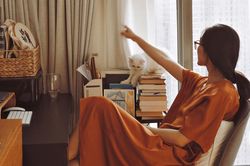 Căn hộ trang nhã mang lại cảm giác thư thái của 'nàng thơ' Helly Tống