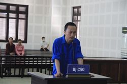 Lừa 17 người xin việc chiếm đoạt gần 4 tỷ đồng