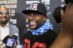 Mayweather bác tin đồn rơi vào cảnh thiếu tiền