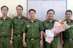 Khen thưởng thành tích đấu tranh, phòng chống tội phạm