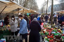 Đức nới lỏng hạn chế cách ly, Italy dự định cho phép dân đi lại tự do