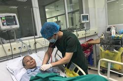 Bệnh nhân số 19 nhiễm virus SARS-CoV-2 chuẩn bị ra viện, sau rất nhiều lần nguy kịch tưởng không qua khỏi