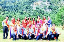 'Cánh én hồng' nhiệt huyết